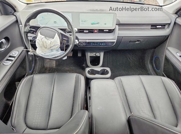 KM8KNDAFXPU154069 2023 HYUNDAI IONIQ Gray Vista del salpicadero
