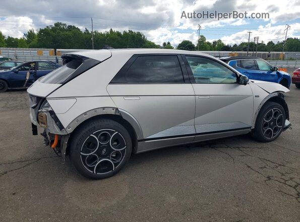 KM8KRDDF3RU275755 2024 HYUNDAI IONIQ Silver Trasero derecho
