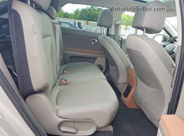KM8KRDDF3RU275755 2024 HYUNDAI IONIQ Silver Vista de los asientos traseros