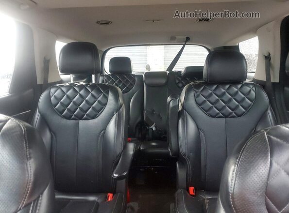 KM8R34HE7LU055804 2020 HYUNDAI PALISADE Gray Rear seats view