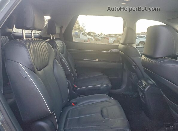 KM8R5DGE3PU640235 2023 HYUNDAI PALISADE Silver Rear interior view