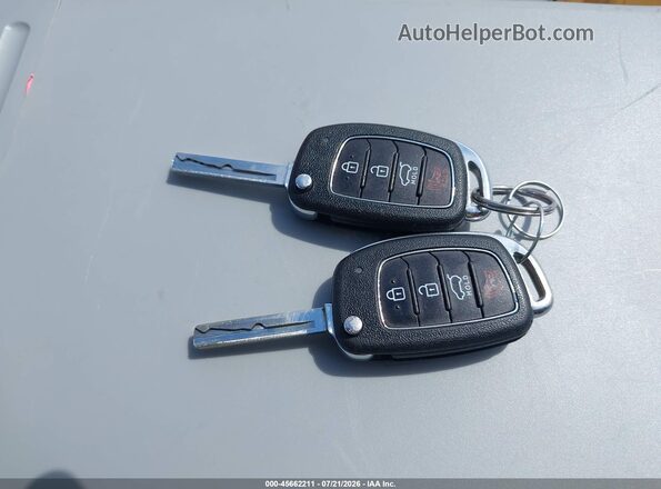 KM8SMDHF3HU223436 2017 HYUNDAI SANTA FE Silver წინა პანელის ხედი