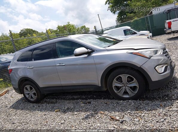 KM8SMDHF9GU144030 2016 HYUNDAI SANTA FE Серебряный Вид задней части салона