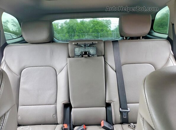 KM8SRDHF2HU202076 2017 HYUNDAI SANTA Silver უკანა სავარძლების ხედი