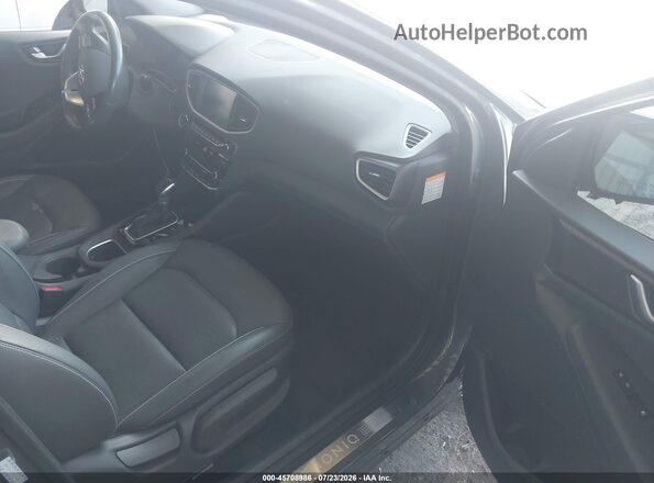 KMHC05LC0HU028803 2017 HYUNDAI IONIQ HYBRID Gray წინა სალონის ხედი