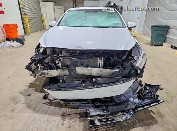 KMHC05LC0JU090644 2018 HYUNDAI IONIQ White Widok z przodu