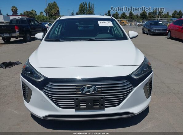 KMHC05LC1KU138394 2019 HYUNDAI IONIQ HYBRID Белый Вид щитка приборов