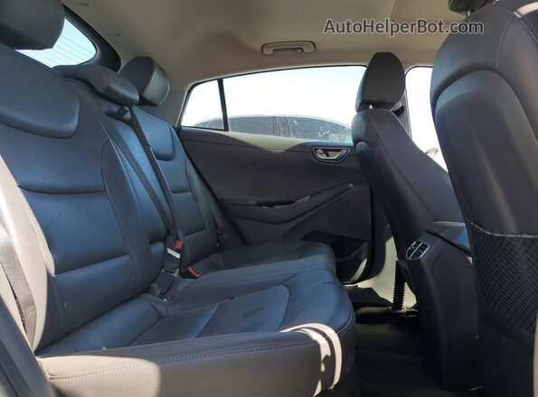 KMHC05LC3LU232522 2020 HYUNDAI IONIQ White Հետևի նստատեղերի տեսք