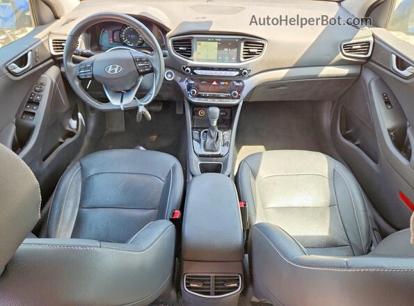 KMHC05LC5HU026688 2017 HYUNDAI IONIQ Blue Dashboard view
