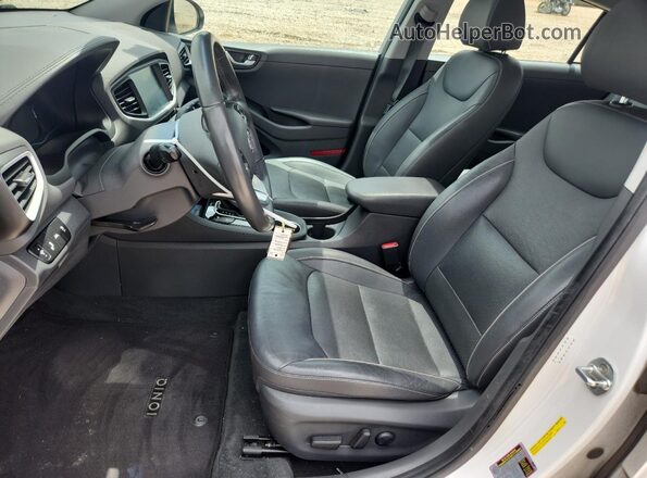KMHC05LC5HU030871 2017 HYUNDAI IONIQ White წინა სალონის ხედი