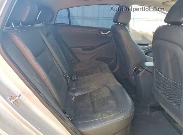 KMHC05LC9JU073812 2018 HYUNDAI IONIQ Silver Rear seats view