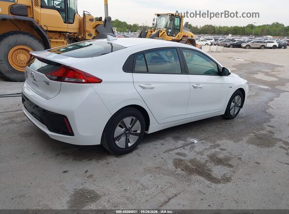 KMHC65LC0KU106910 2019 HYUNDAI IONIQ HYBRID White Rear right