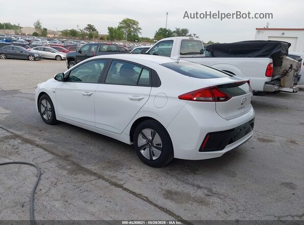 KMHC65LC0KU106910 2019 HYUNDAI IONIQ HYBRID White Rear left