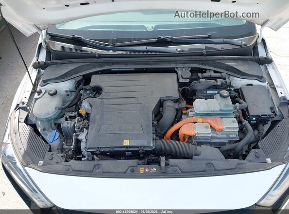 KMHC65LC0KU106910 2019 HYUNDAI IONIQ HYBRID White Rear view