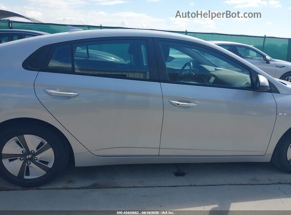 KMHC65LC0KU159154 2019 HYUNDAI IONIQ HYBRID Silver 