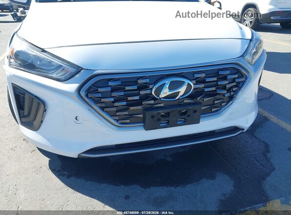 KMHC65LC0NU285731 2022 HYUNDAI IONIQ HYBRID White Widok z przodu