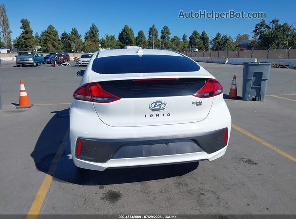 KMHC65LC0NU285731 2022 HYUNDAI IONIQ HYBRID White 