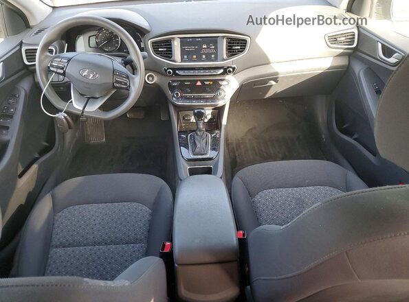KMHC65LC1HU048475 2017 HYUNDAI IONIQ Black Widok deski rozdzielczej