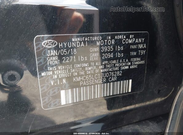 KMHC65LC1JU076282 2018 HYUNDAI IONIQ HYBRID Black Engine compartment view