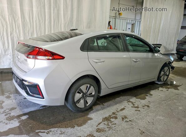KMHC65LC1JU077996 2018 HYUNDAI IONIQ Silver Rear right