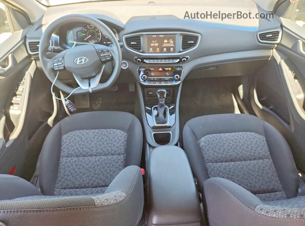 KMHC65LC1JU097715 2018 HYUNDAI IONIQ Black წინა პანელის ხედი
