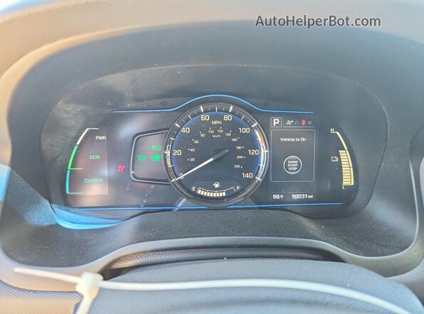 KMHC65LC1JU097715 2018 HYUNDAI IONIQ Black ხელსაწყოთა პანელის ხედი