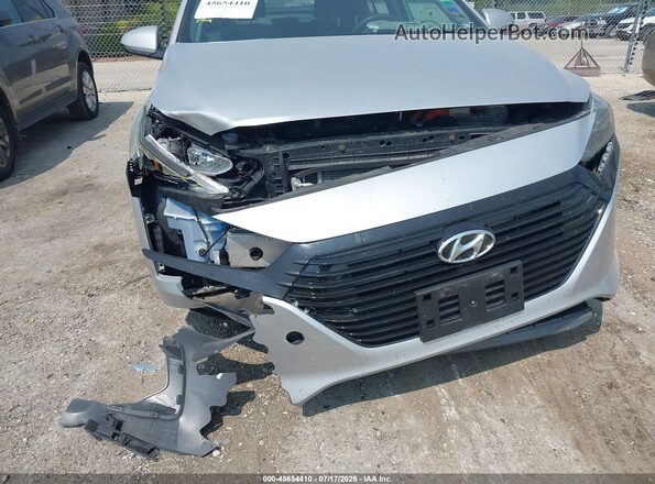 KMHC65LC2JU072693 2018 HYUNDAI IONIQ HYBRID Silver Widok z przodu