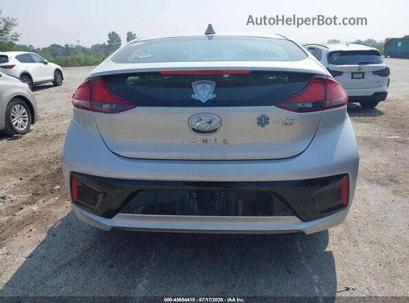 KMHC65LC2JU072693 2018 HYUNDAI IONIQ HYBRID Silver 