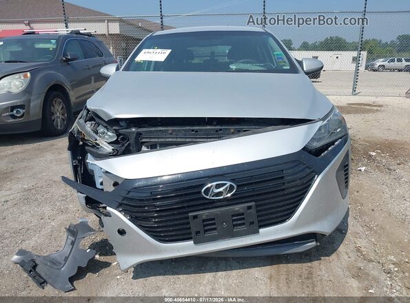 KMHC65LC2JU072693 2018 HYUNDAI IONIQ HYBRID Silver Widok zestawu wskaźników