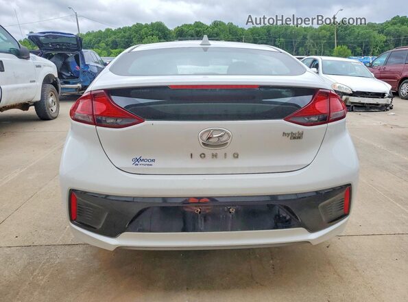 KMHC65LC2JU091647 2018 HYUNDAI IONIQ White Հետևի տեսք