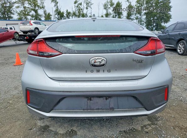 KMHC65LC2LU212700 2020 HYUNDAI IONIQ Серебряный Вид сзади