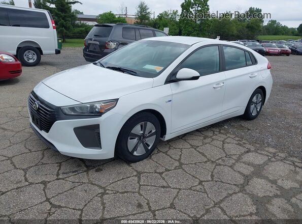 KMHC65LC3KU106710 2019 HYUNDAI IONIQ HYBRID White Front left