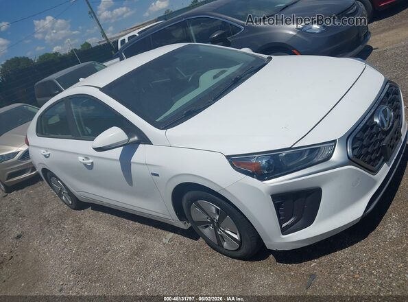 KMHC65LC3LU219980 2020 HYUNDAI IONIQ HYBRID White Rear interior view