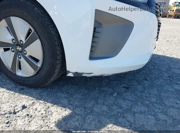 KMHC65LC4JU075613 2018 HYUNDAI IONIQ HYBRID White Widok zestawu wskaźników