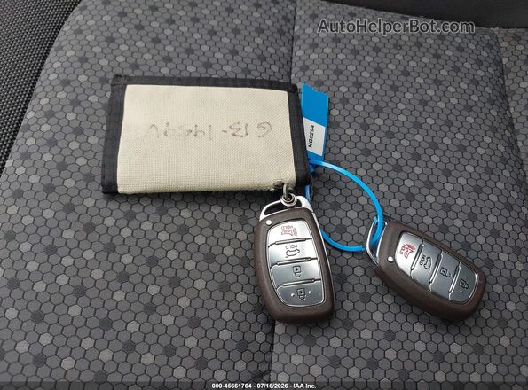 KMHC65LC4JU075837 2018 HYUNDAI IONIQ HYBRID White Widok deski rozdzielczej