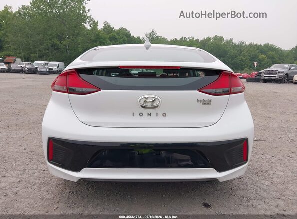 KMHC65LC4JU075837 2018 HYUNDAI IONIQ HYBRID White 