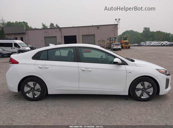 KMHC65LC4JU075837 2018 HYUNDAI IONIQ HYBRID White 