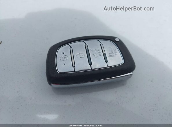 KMHC65LC4KU165846 2019 HYUNDAI IONIQ HYBRID Белый Вид панели приборов
