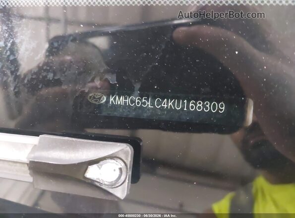 KMHC65LC4KU168309 2019 HYUNDAI IONIQ HYBRID White Engine compartment view