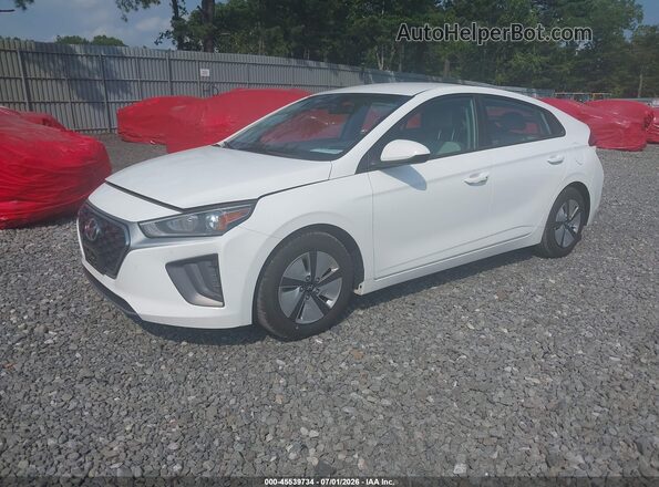 KMHC65LC4MU246932 2021 HYUNDAI IONIQ HYBRID White წინა მარცხენა ხედი სამი მეოთხედიდან