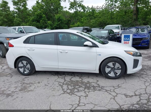 KMHC65LC6JU075791 2018 HYUNDAI IONIQ HYBRID White Vista interior trasera