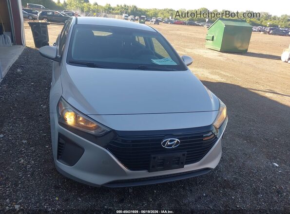 KMHC65LC6KU106877 2019 HYUNDAI IONIQ HYBRID Silver Front view