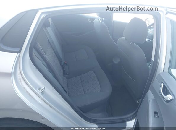 KMHC65LC6KU106877 2019 HYUNDAI IONIQ HYBRID Silver VIN sticker view