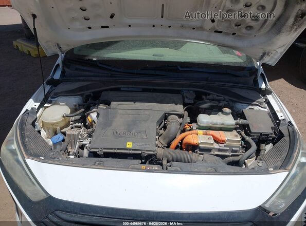 KMHC65LC6KU164259 2019 HYUNDAI IONIQ HYBRID White Rear view