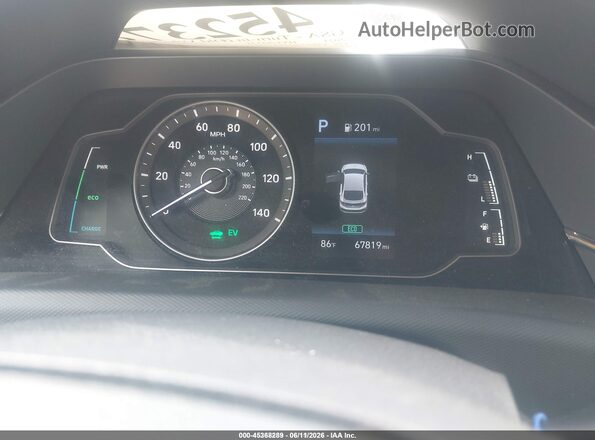 KMHC65LC6MU246933 2021 HYUNDAI IONIQ HYBRID White Widok tylnych siedzeń