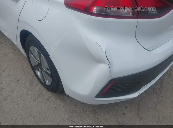KMHC65LC6MU246933 2021 HYUNDAI IONIQ HYBRID White Widok wnętrza 360 stopni