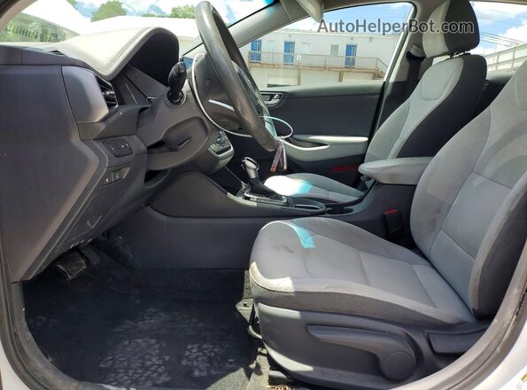 KMHC65LC6NU277651 2022 HYUNDAI IONIQ White Widok wnętrza z przodu