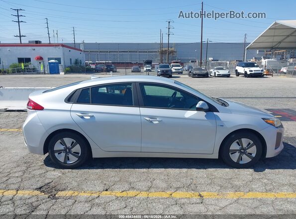 KMHC65LC7KU158566 2019 HYUNDAI IONIQ HYBRID Silver Vista interior trasera