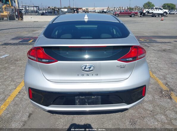 KMHC65LC7KU158566 2019 HYUNDAI IONIQ HYBRID Silver 
