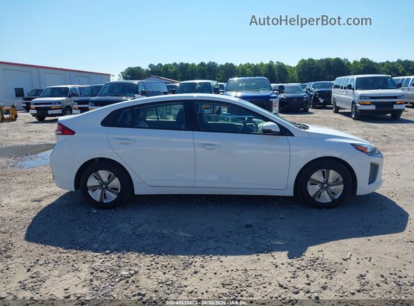 KMHC65LC7MU245693 2021 HYUNDAI IONIQ HYBRID White 